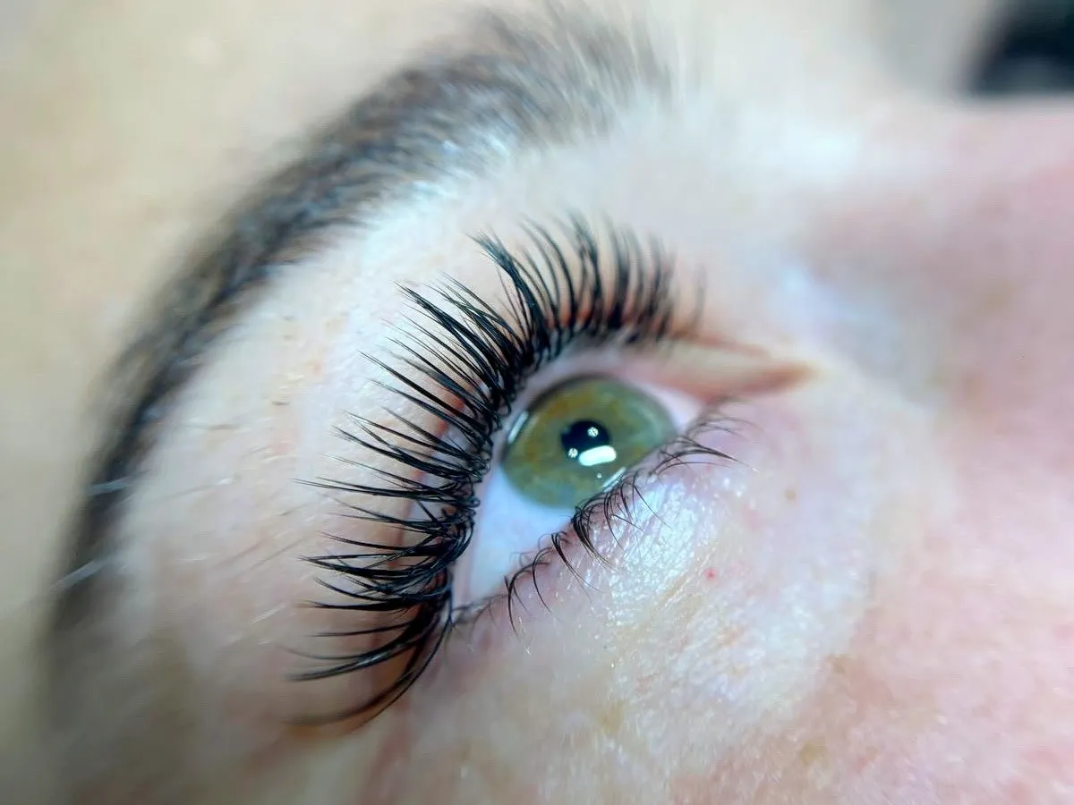 Beauté du regard à l'Institut Petrossian